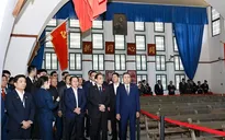 Chủ tịch Quốc hội Trần Thanh Mẫn thăm các khu di tích cách mạng tại Trung Quốc