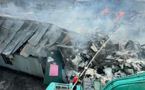 Phú Thọ: Cháy xưởng phế liệu rộng khoảng 2.000m²
