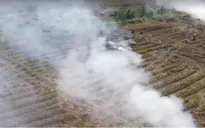 Đốt rơm rạ sau thu hoạch, thêm áp lực ô nhiễm không khí Hà Nội