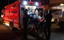 Nổ gây hỏa hoạn nghiêm trọng ở căn cứ quân sự của Canada