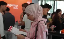 Nguy cơ người trẻ tại EU mất kết nối với thị trường lao động