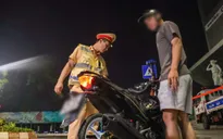 CSGT Hà Nội phát hiện nhiều thanh thiếu niên vi phạm giao thông lúc rạng sáng