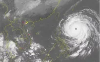 Siêu bão Champi mạnh cấp 17 không vào Biển Đông nhưng gây sóng lớn