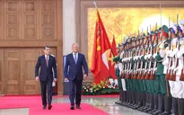 Thủ tướng Lê Minh Hưng chủ trì lễ đón chính thức Thủ tướng Ba Lan