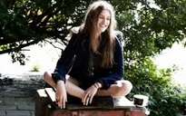 Phối đồ jeans theo phong cách bụi bặm và cá tính