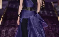 Atelier Versace gây ấn tượng tại Tuần lễ thời trang Paris
