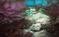 Chiêm ngưỡng động băng tuyệt đẹp ở Kamchatka