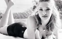 Amanda Seyfried và màn khóa môi gợi tình với Megan Fox