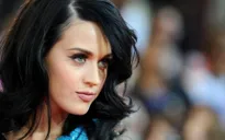 Katy Perry quay về với tình cũ