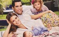"Thiên thần bóng tối" Jessica Alba giữ thói quen hẹn hò với chồng
