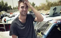 Robert Pattinson lần đầu lên tiếng về việc bị phản bội