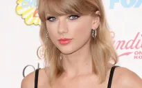 Taylor Swift chiến thắng giải Teen Choice Awards 2014