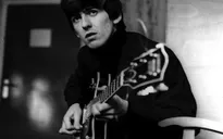 Cây guitar của thành viên The Beatles trị giá gần 1 triệu USD