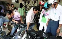 Áp dụng Thông tư 15, người mua-bán xe máy điện đều gặp khó