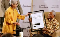Nữ nhà văn Nam Phi đoạt giải Nobel qua đời ở tuổi 90