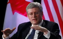 Canada gửi máy bay vận tải quân sự hỗ trợ Pháp