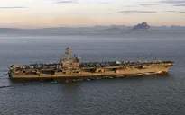 Mỹ điều tàu sân bay tới Vùng Vịnh