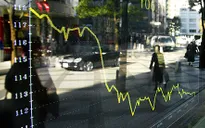 GDP Nhật Bản giảm gần 7%