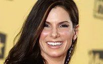 Sandra Bullock thống trị bảng đề cử của People’s Choice Awards