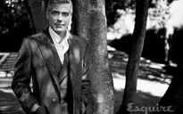 George Clooney lại bị “chất vấn” về giới tính