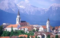 Slovenia đối mặt với khủng hoảng ngân hàng trầm trọng