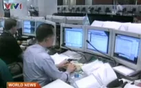 Anh: Nợ công gần bằng 75% GDP