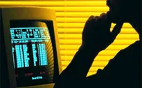 Mỹ, Anh "bẻ khóa" hàng trăm triệu tài khoản internet
