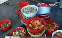 Phát hiện cơ sở tái chế kẹo hết hạn sử dụng