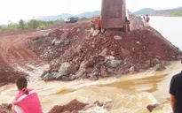 Đắk Lắk: Vỡ kênh dẫn dòng thủy điện Sêrêpốk 4A