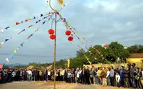 Lễ hội ném còn ba nước Việt - Lào – Trung năm 2013