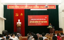 Khai mạc lớp bồi dưỡng kết nạp Đảng cho quần chúng ưu tú