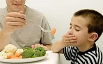 Nguyên nhân và cách khắc phục chứng biếng ăn ở trẻ