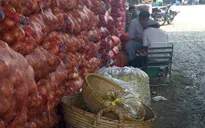Nhập siêu, hàng hóa Trung Quốc tràn ngập tại Việt Nam