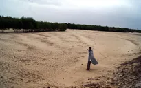 Dân ở khu mỏ sắt lớn nhất nước "tiến thoái lưỡng nan"