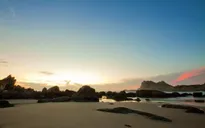 Bình minh tuyệt đẹp trên mũi Kê Gà