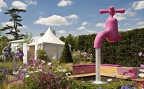 Tuyệt tác vòi nước lơ lửng giữa không trung