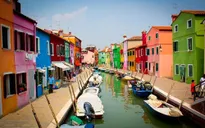 Dạo bước trên hòn đảo sắc màu Burano, Italy