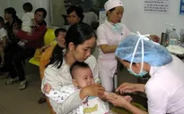Trẻ tiêm vaccine thay thế Quinvaxem tăng đột biến