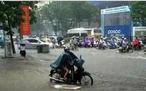 Mưa dông tiếp tục xuất hiện trên khắp cả nước