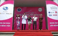 Viết tình yêu bằng âm nhạc tại bệnh viện Mắt Hà Nội