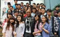 Jesse Campbell giao lưu với sinh viên Việt Nam