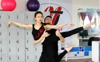 Top 3 Bước nhảy hoàn vũ dốc sức tập luyện