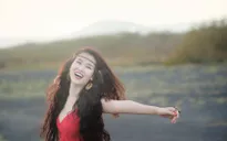 Võ Hạ Trâm: “Tôi đang bộc lộ sự khùng điên”