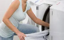 Người Pháp dùng chung máy giặt để tiết kiệm chi tiêu
