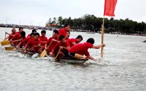 Sôi nổi ngày hội đua thuyền vượt hồ sông Đà