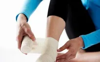 Nhanh chóng xử lý bong gân