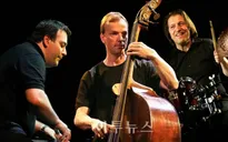 Phù thủy piano Eric Legnini biểu diễn tại TP.HCM