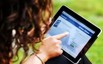 Nhà báo Chu Minh Vũ: "Sử dụng facebook cũng cần có văn hóa"