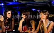 9 lý do phụ nữ luôn cần bạn gái thân
