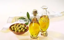 Lợi ích bất ngờ của dầu ôliu với mái tóc